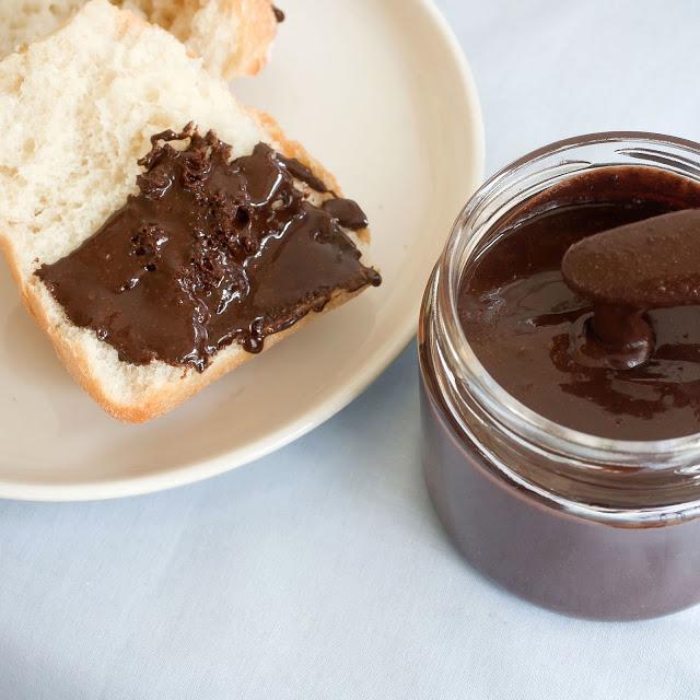 nutella, nutella recipe, homemade nutella, a stack of dishes