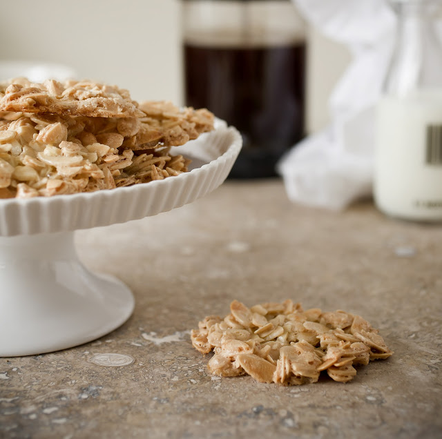 almond cookie, florentine cookie, gluten free almond cookie