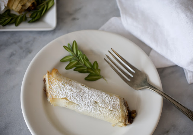 buche de noel, mini buche de noel, healthy, holiday baking, christmas